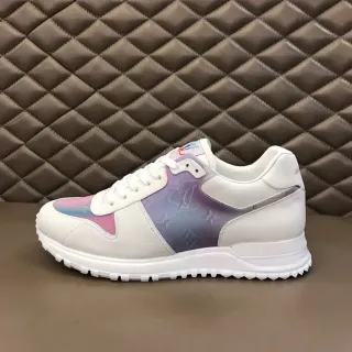 Louis Vuitton LV Trainer সাদা বেগুনি চামড়া ইরিডেসেন্ট মনোগ্রাম প্যানেল লাইফস্টাইল স্নিকার