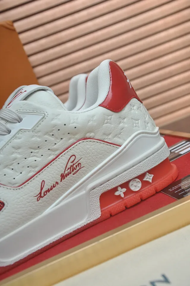 লুইস ভিটন LV Trainer সাদা লাল Monogram Quilted Leather Script-Logo Side Panel Lifestyle Sneakers 2