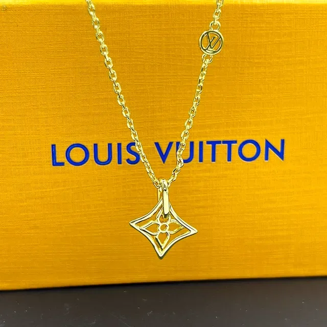 لويس فيتون LV Twiggys قلادة سلسلة ذهبية 3