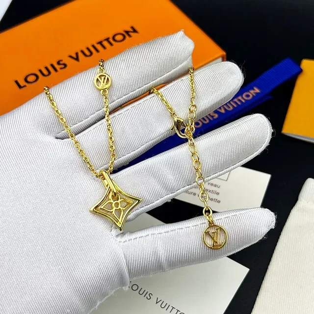 لويس فيتون LV Twiggys قلادة سلسلة ذهبية 5