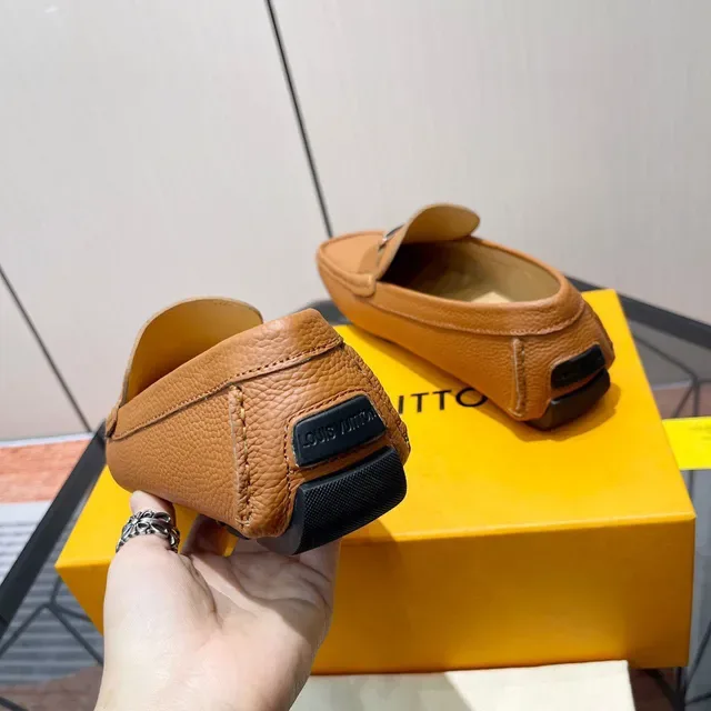 Louis Vuitton LV Twist Loafer Tan Pebbled Leather Loafers 9