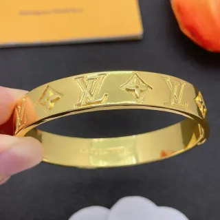 سوار لويس فتون Monogram ذهبي مصقول منقوش