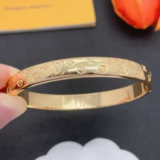 Louis Vuitton Monogram Bangle Oro Pulido Grabado Brazalete