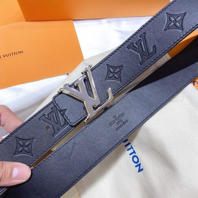 Louis Vuitton Monogram أسود فضي مطبوع معدني LV مشبك حزام جلد 2
