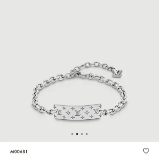 Louis Vuitton Monogram Bold Pulsera de cadena tono plateado