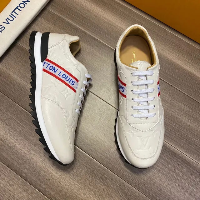 Louis Vuitton Monogram-Embossed Sneakers Lifestyle Blancs 7