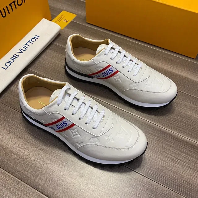 Louis Vuitton Monogram-Embossed Sneakers Lifestyle Blancs 9