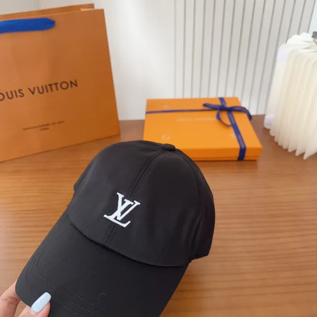 Louis Vuitton Monogram Embroidered Black Baseball Cap 8