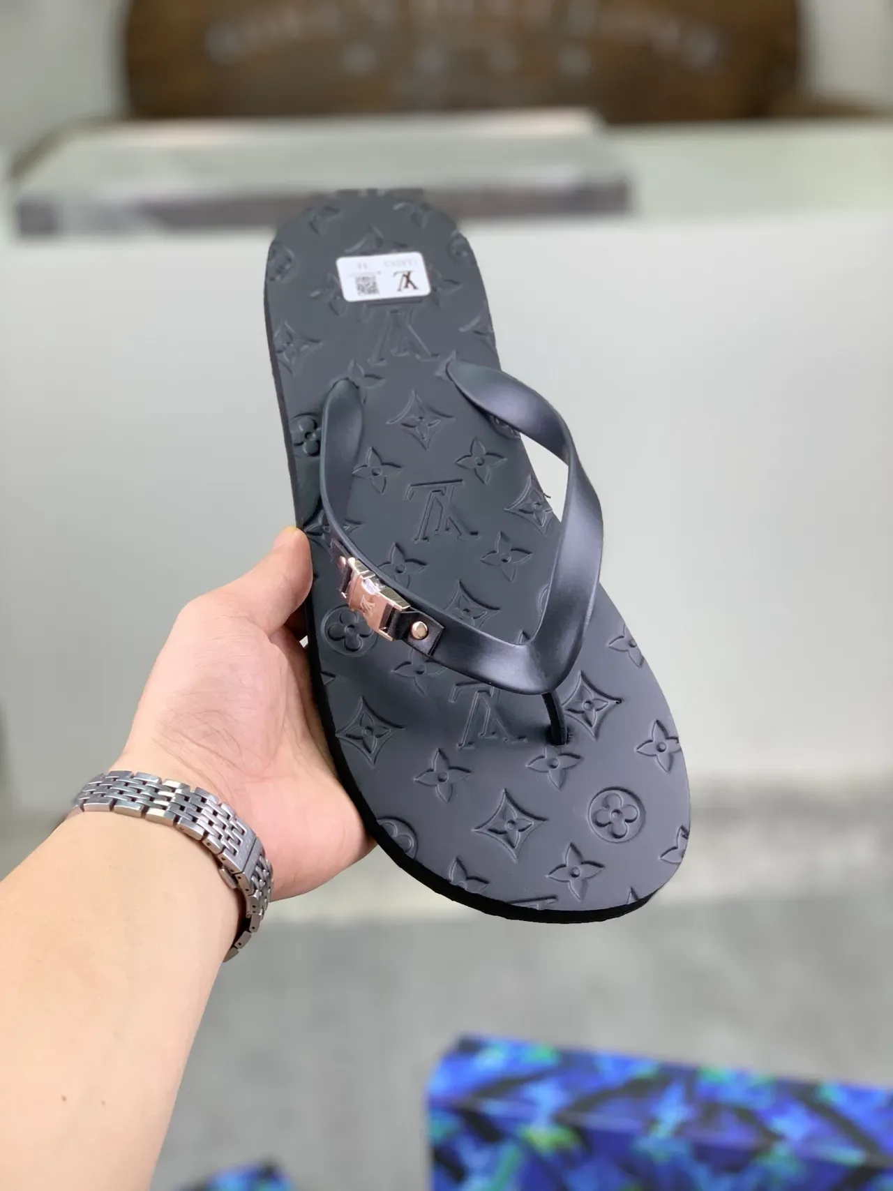 Louis Vuitton Monogram Flip-Flop Multicolor Rubber Metal Buckle Strap Slippers 17