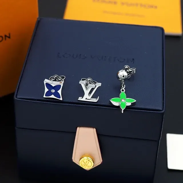 Louis Vuitton Monogram Flower Enamel and Crystal Earrings 4