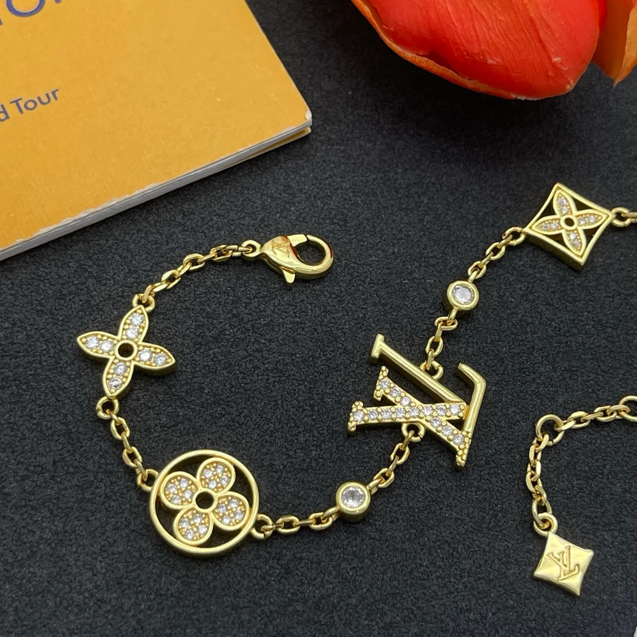 Louis Vuitton Monogram Flower LV Initiales doré Pavé bracelet 5