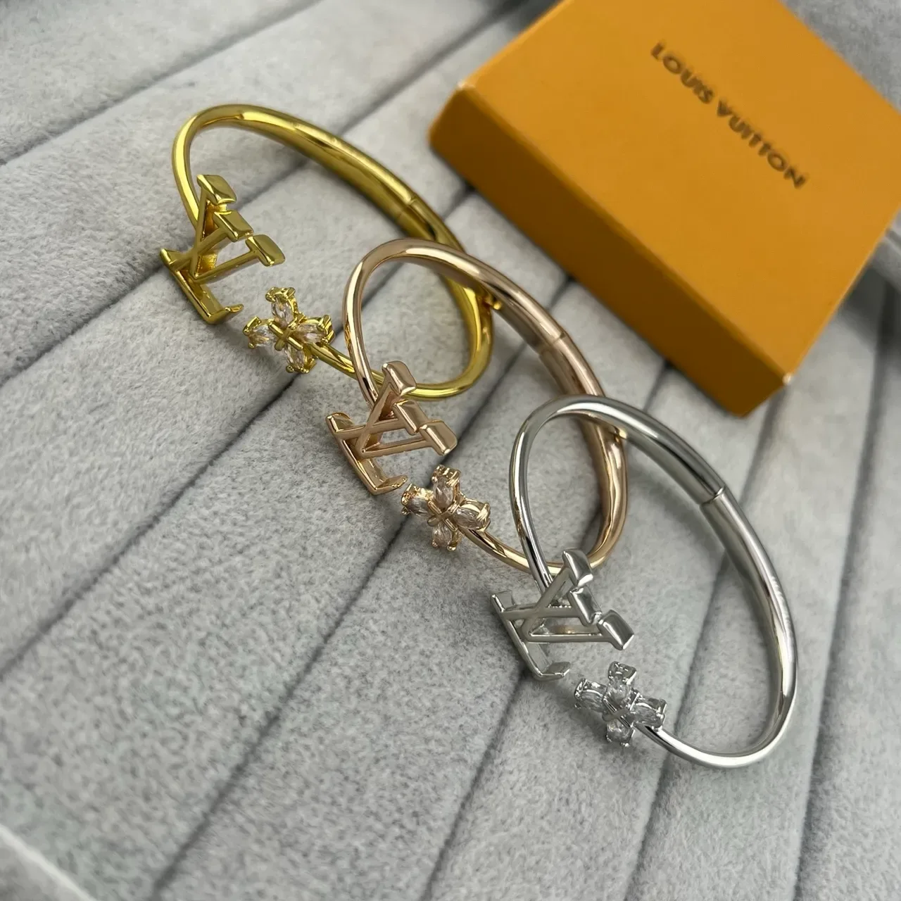 Louis Vuitton Monogram Flower Open Bangle Bracelets 6