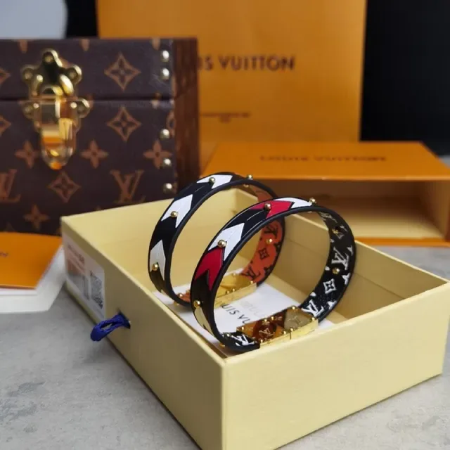 Louis Vuitton Monogram Geometric Black Multicolor Rigid Bangle Color-Block Bracelet 5