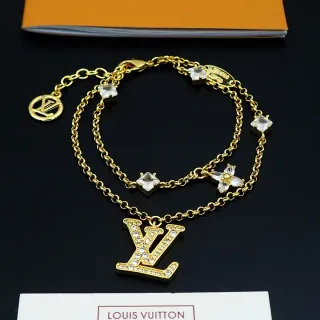 سوار لويس فيتون مونوغرام مجوهرات متعددة السلاسل بافيه كريستال LV تشارم