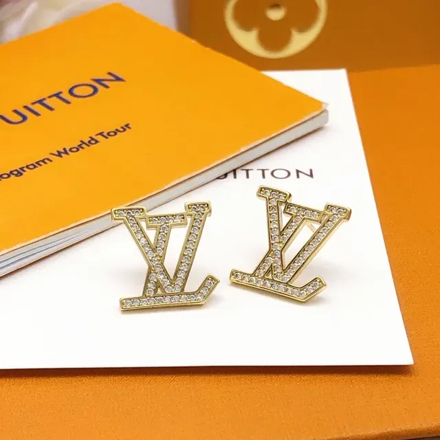 Louis Vuitton Monogram Pavé Crystal Gold-Tone Stud Earrings 8