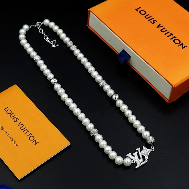 Louis Vuitton Monogram Pearl and Crystal Necklace 8