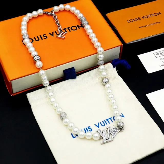 Louis Vuitton Monogram Pearl and Crystal Necklace 10