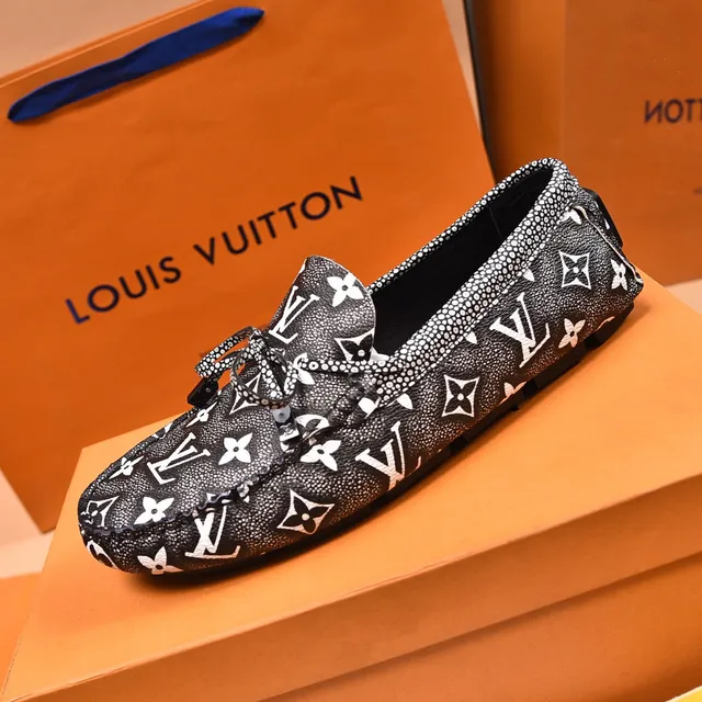 Louis Vuitton Monogram-Printed Bow Detail Loafers 4