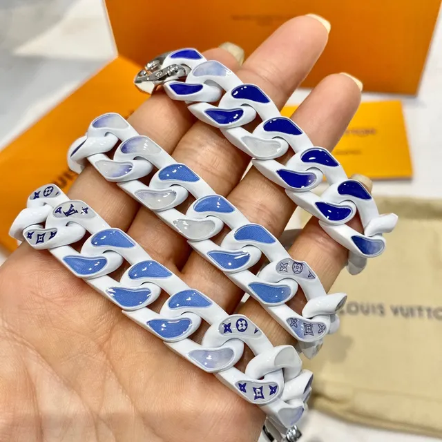 Louis Vuitton Monogram World Tour Collier de Chaîne Céramique Bleu et Gris 4