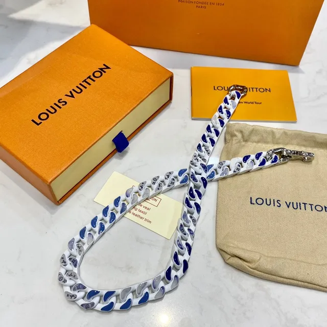 Louis Vuitton Monogram World Tour Collier de Chaîne Céramique Bleu et Gris 5