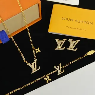 Louis Vuitton Monogram World Tour Gold Silver Chain Pavé-Crystal Necklace