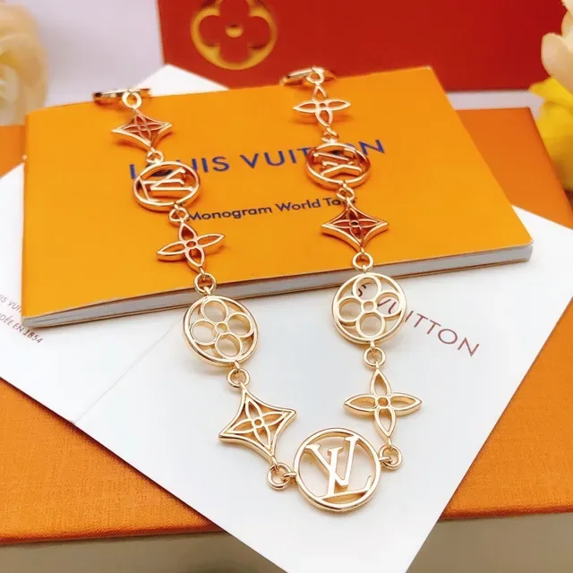 Louis Vuitton Monogram World Tour Gold-Tone Chain Necklace 6