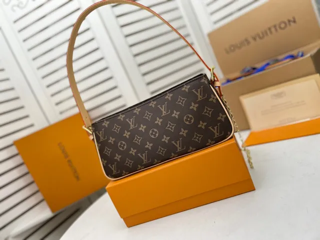 Louis Vuitton Petite Malle Brown Monogram Canvas Chain Bag 9