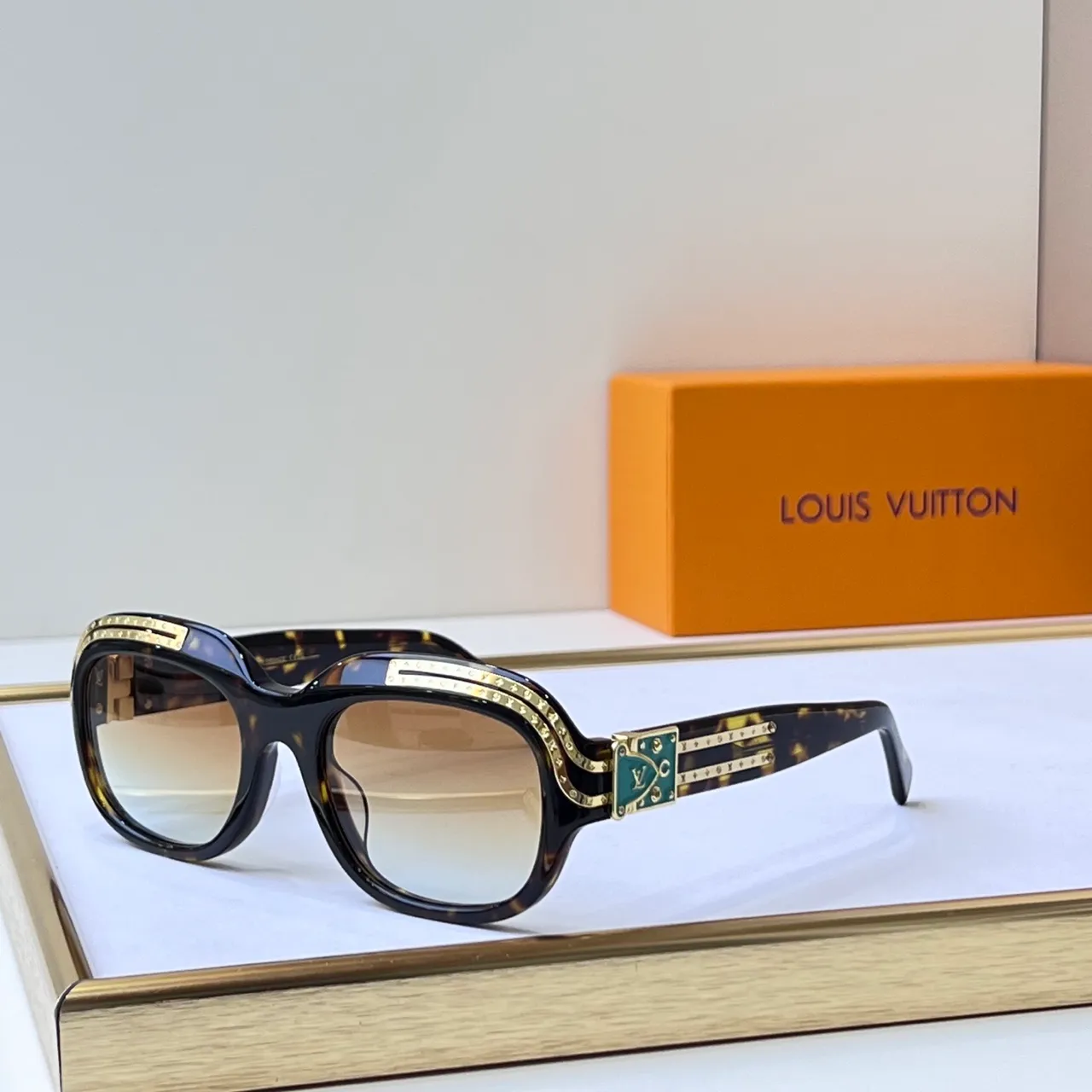 Louis Vuitton Pochette Metis Amarelo Bege Estruturado Couro Macio Cinto Marrom Contraste Bolsa Sob o Braço 6