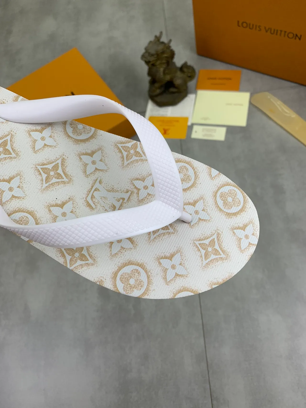 Louis Vuitton Printed Monogram and Damier Flip-Flop Slippers 6