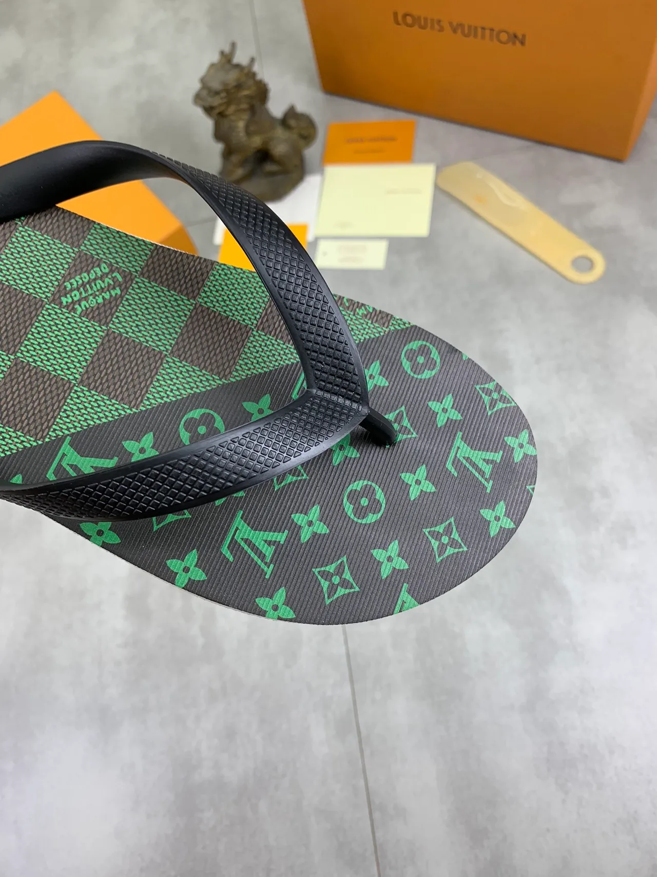 Louis Vuitton Printed Monogram and Damier Flip-Flop Slippers 14