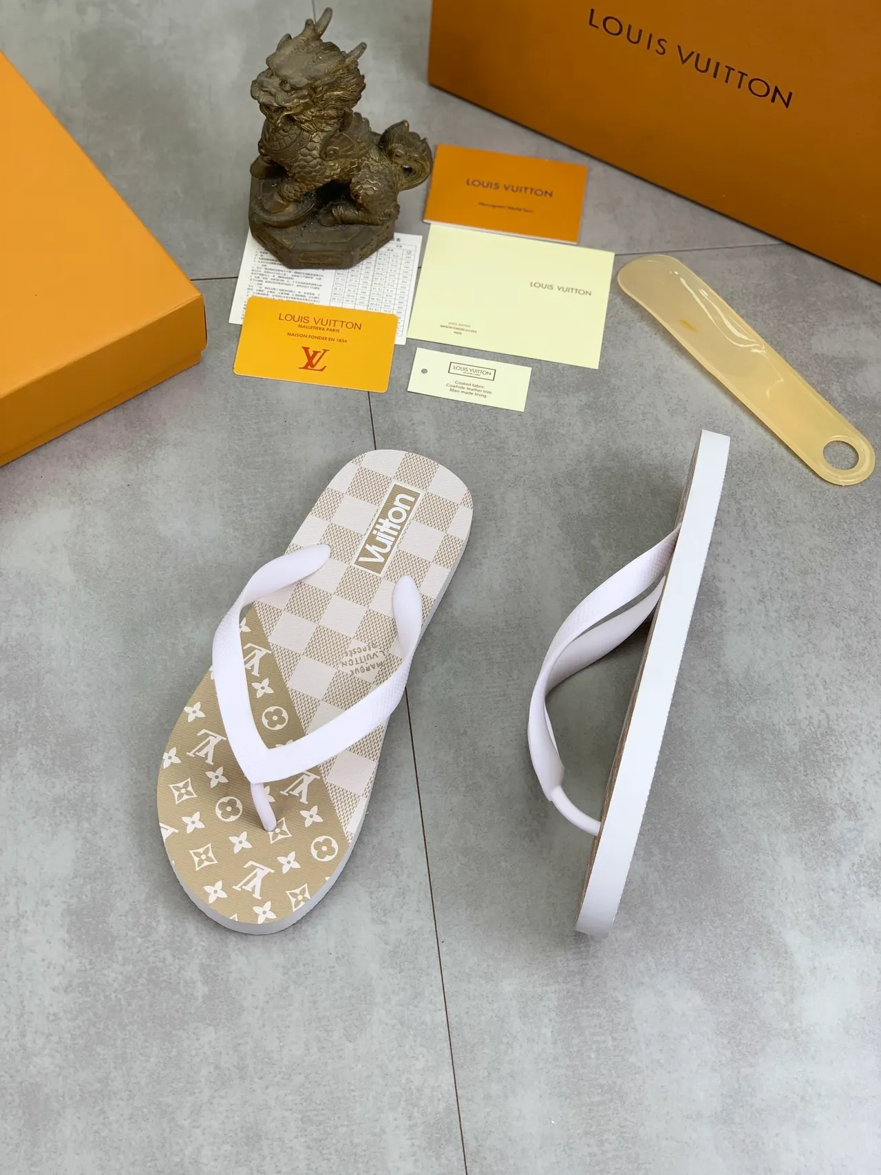 Louis Vuitton Printed Monogram and Damier Flip-Flop Slippers 24