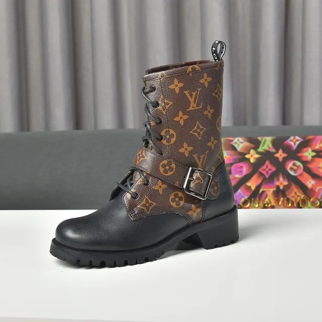 Louis Vuitton Run Away Brown Black Monogram Canvas Lace-Up Front Ankle Boots 8