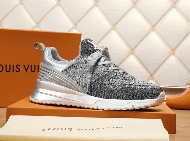 Louis Vuitton Run Away Gray Silver Knit Upper Sculpted Midsole Lifestyle Sneakers 5
