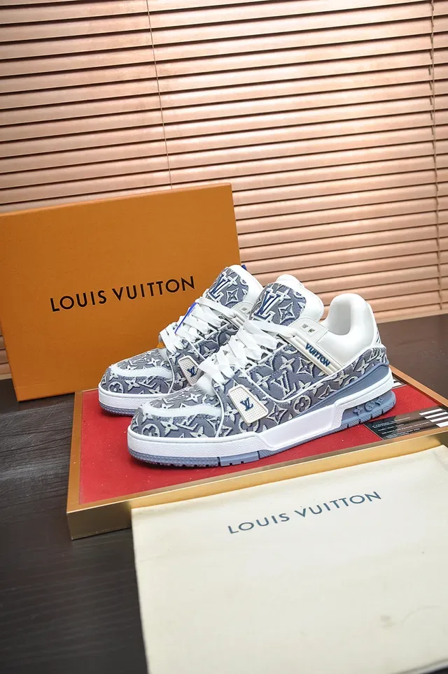 Louis Vuitton Run Away Monogram Canvas Gray Blue Lifestyle Sneakers 4