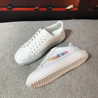 Louis Vuitton Run Away zapatillas lifestyle blancas con logo multicolor