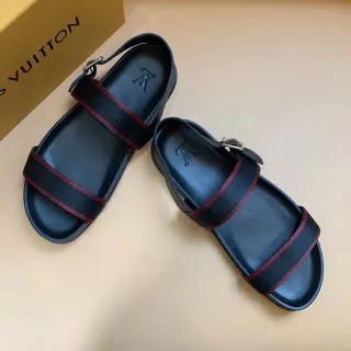 Louis Vuitton Run Away أزرق بحري و بورجوندي شبكي كاجوال صندل