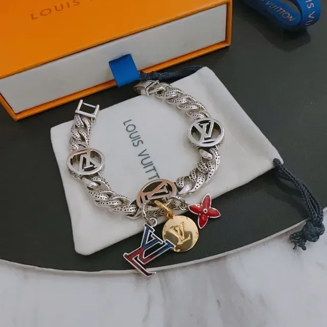 Louis Vuitton Silver Multicolor Chunky Curb Chain Multi-Charm Bracelet 8