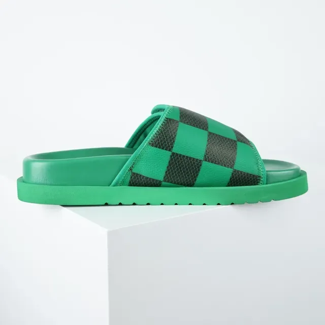 Louis Vuitton Slides Verde e Preto Xadrez 7
