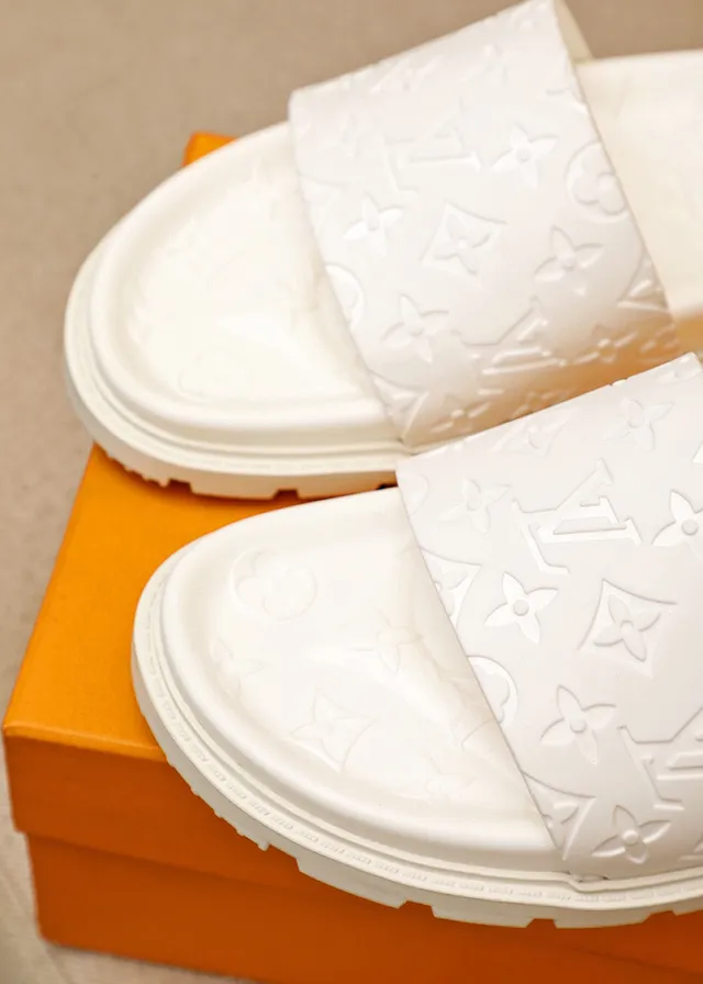 Louis Vuitton Slide Off-White Monogram-Embossed Slippers 6