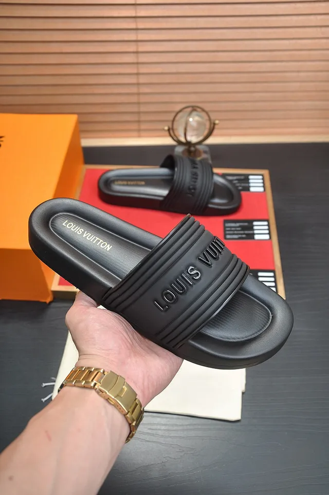 Louis Vuitton Slide Slipper Black Molded Rubber Slippers 5