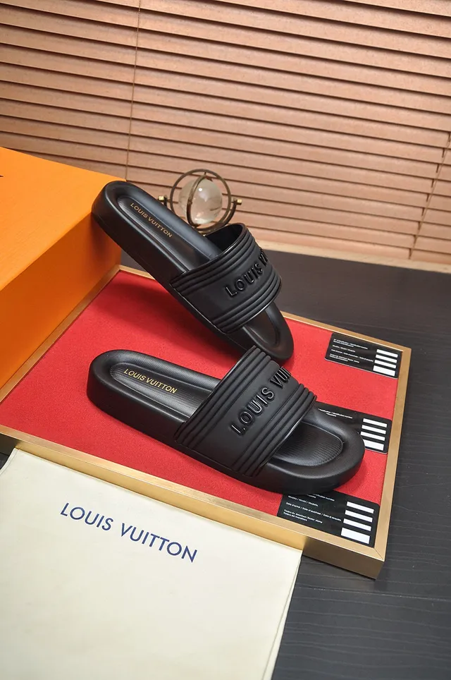 Louis Vuitton Slide Slipper Black Molded Rubber Slippers 6