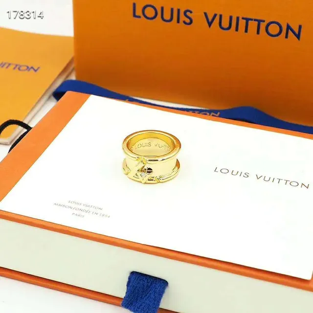 Louis Vuitton Stacked Two-Tone Monogram Motif Ring 4