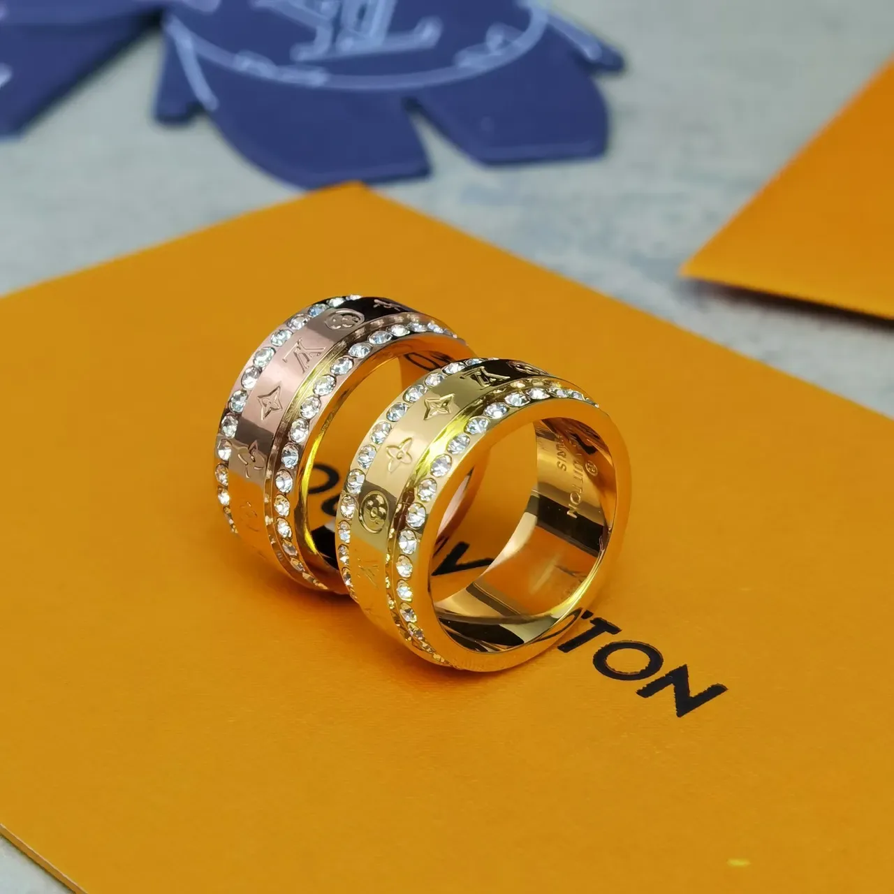 Louis Vuitton Turnaround Bague Or Rose et Or Jaune Cristal Pavé 3