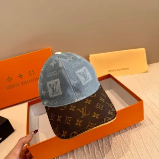 Louis Vuitton দুটি টোন ডেনিম এবং মনোগ্রাম বেসবল ক্যাপ