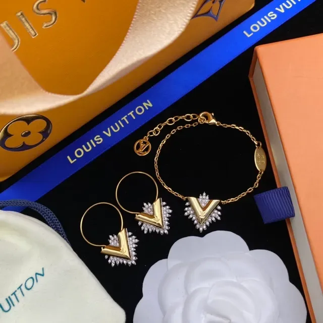 Louis Vuitton Volt V-Shaped Pavé Crystal Hoop Earrings 2
