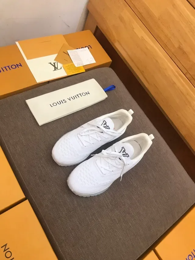 Louis Vuitton White Gray Knit Upper Sculpted Layered Sole Lifestyle Sneakers 3