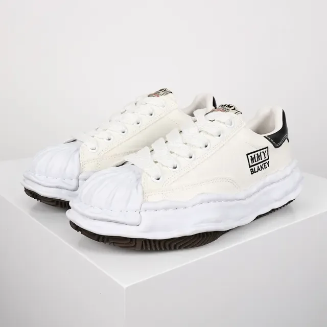 MMY White Black Canvas Upper Sculpted Midsole Sneakers 2