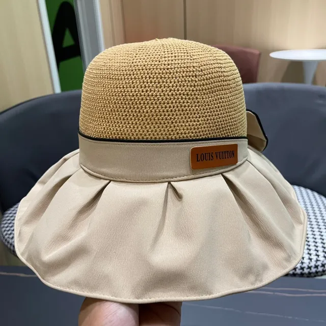 Miu Miu Beige Noir chapeau bucket à large bord en maille couronne 4