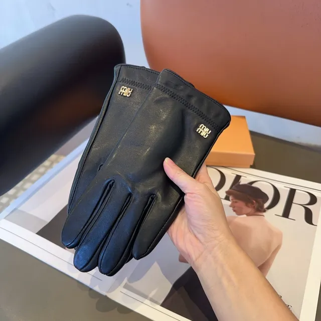 Miu Miu Black Smooth Full-Finger Leather Gloves 2