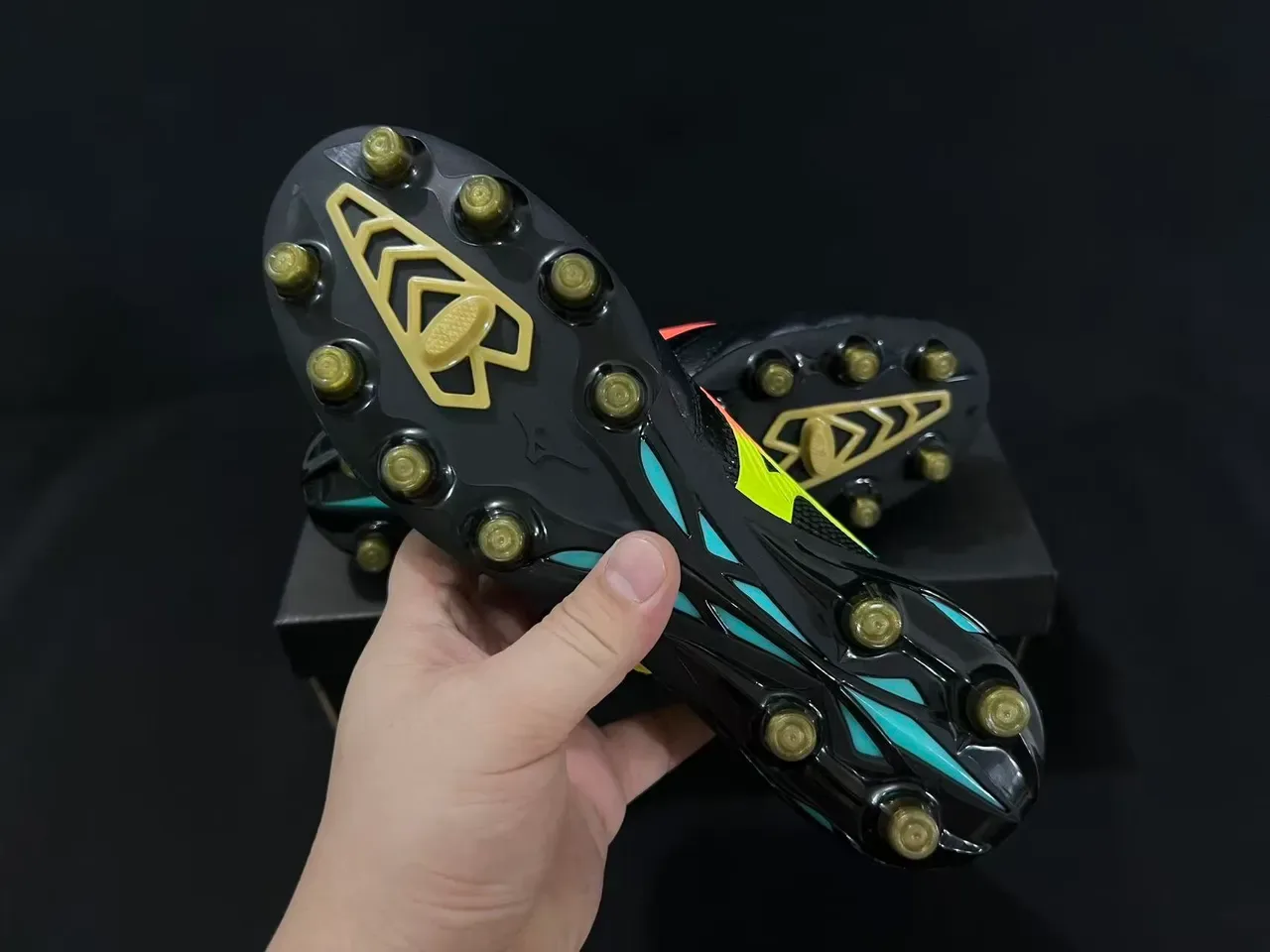 Mizuno Morelia Neo Gradient Black Firm-Ground Soccer Shoes 2